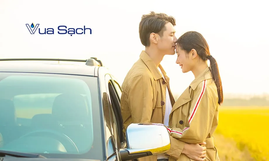 Dich-vu-giat-ghe-o-to-quan-12