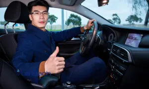 dich-vu-ve-sinh-ghe-o-to-quan-1