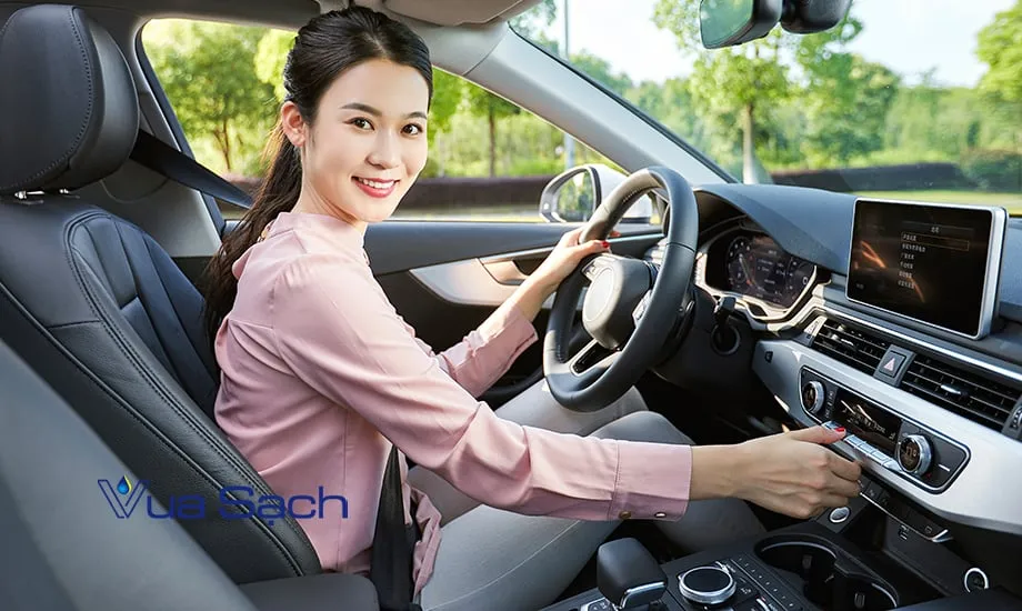 dich-vu-ve-sinh-ghe-o-to-quan-3