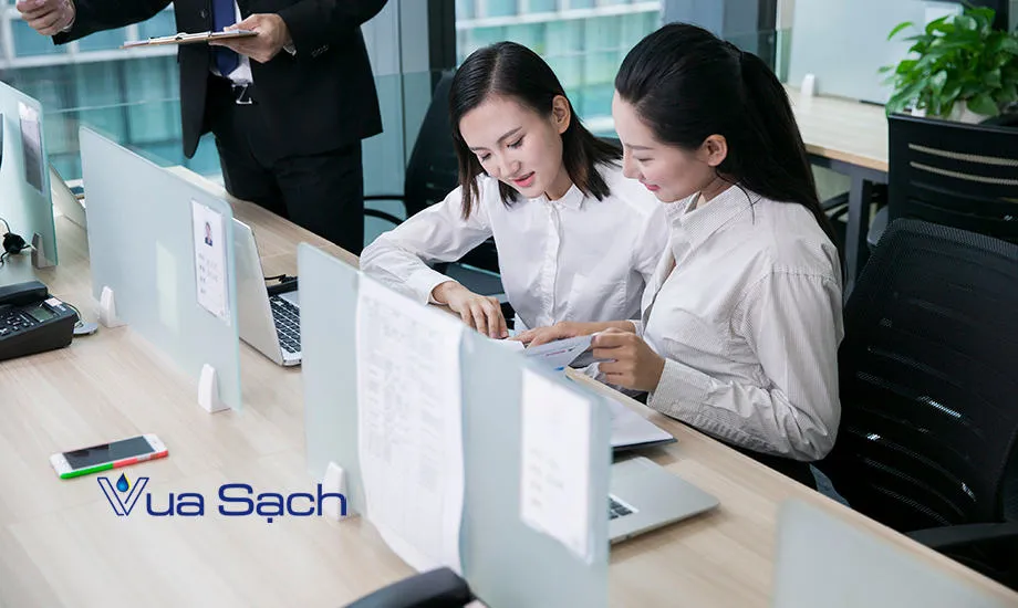 Sử dụng dịch vụ giặt ghế văn phòng quận 3 định kỳ để không gian làm việc nhiều năng lượng Giat-ghe-van-phong-quan-3-uy-tin