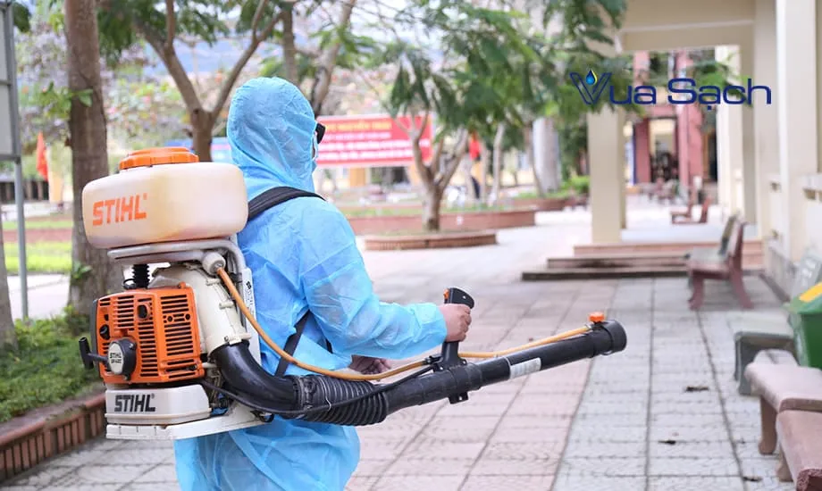 Phun khử khuẩn quận 1 – khử mùi & diệt khuẩn 99% Dich-vu-phun-khu-khuan-quan-1-vua-sach