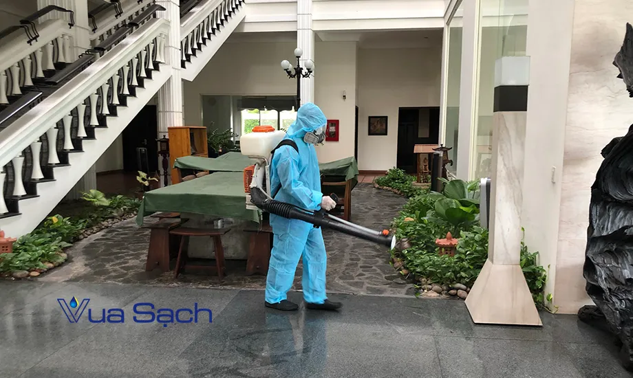 Phun khử khuẩn cần giờ – khử mùi & diệt khuẩn 99% Xit-khu-khuan-huyen-can-gio-uy-tin